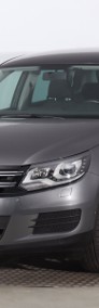 Volkswagen Tiguan , Salon Polska, Serwis ASO, DSG, VAT 23%, Navi, Xenon,-3