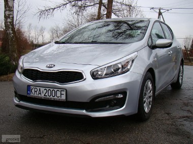 Kia Cee'd II 1.6 CRDi M-1