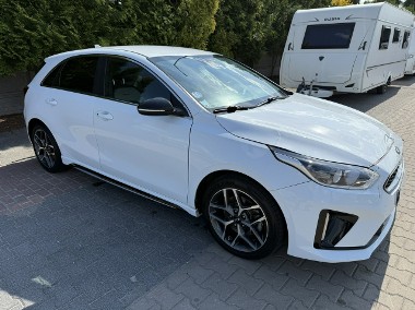 Kia Cee'd III Gt line-1