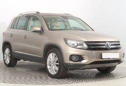 Volkswagen Tiguan , Salon Polska, Serwis ASO, 174 KM, DSG, Skóra, Navi, Xenon,