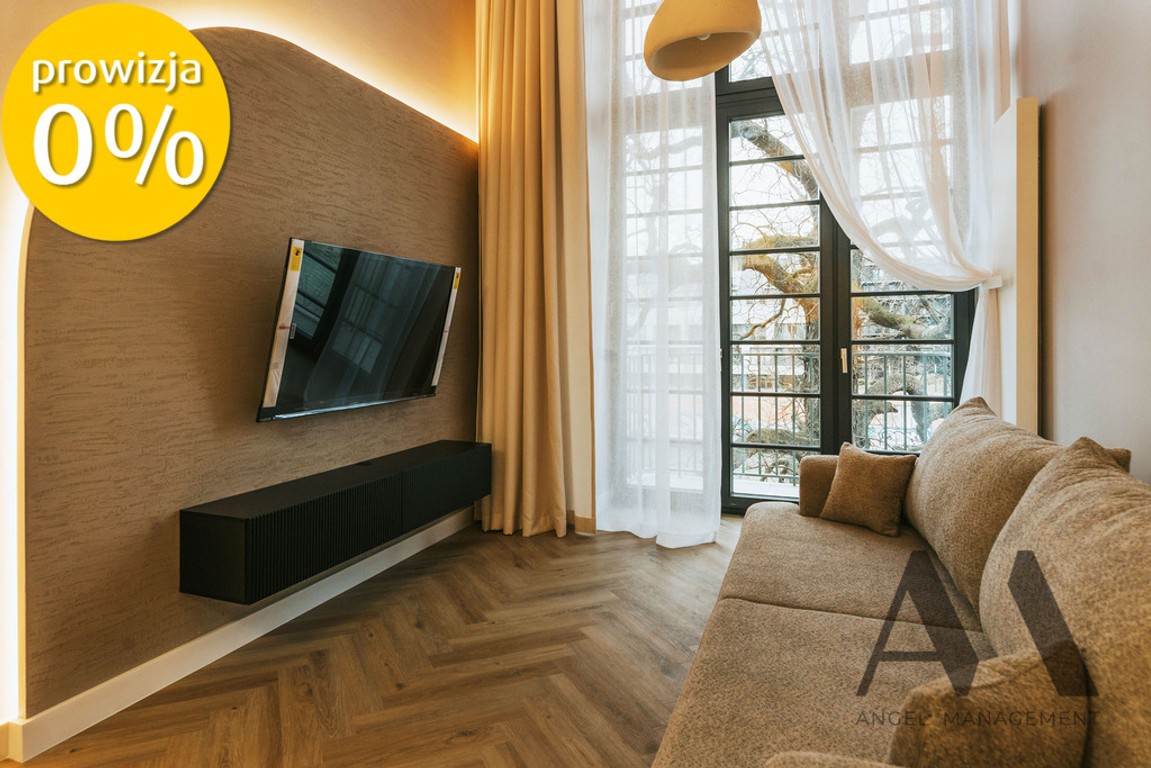 Bulwar Staromiejski | balkon | widok na rzekę, Wrocław