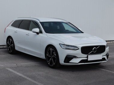 Volvo V90 II , 190 KM, Automat, Skóra, Navi, Klimatronic, Tempomat,-1