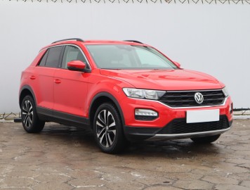 Volkswagen T-Roc , Klimatronic, Tempomat, Parktronic