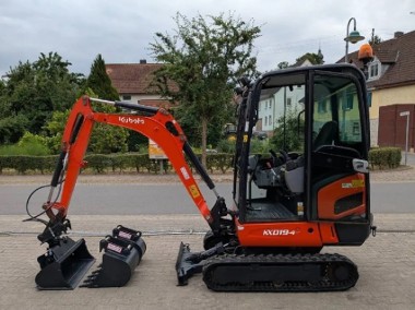 Minikoparka Kubota KX 019-4 –3 łyżki do kopania w komplecie-1