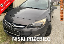 Opel Astra J Klimatronik, parktronik, tempomat, podgrzewane fotele i kierownica