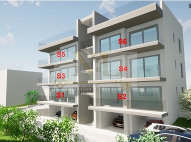Apartament S3, pierwsze piętro, 300 m od morza, Okrug Gornji-1