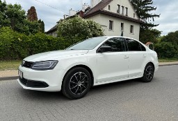 Volkswagen Jetta VI model S, Benzyna + LPG, 2-litrowy silnik, 158 KM, świetny