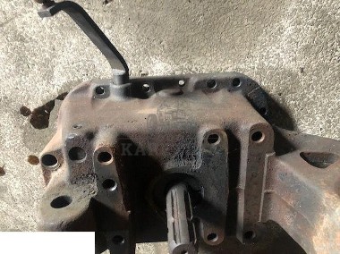 Valtra A95 - WOM Tylny - Wałek Obrotu Mocy-1