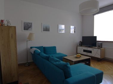 Przestronne 3-pokojowe mieszkanie w centrum Bielska-Białej-1