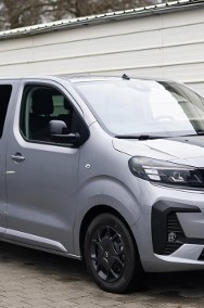 Opel Zafira D Extra Long L2H1 Business AT8 Life Extra Long L2H1 Business AT8 2.0 1-2