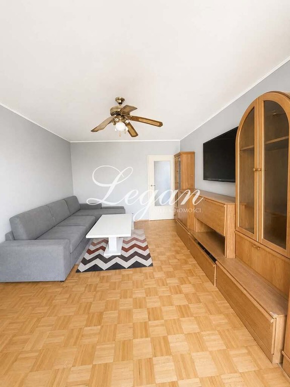 55 m² - 3 oddzielne pokoje, os. Zawarcie