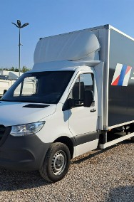 Mercedes-Benz Sprinter-2