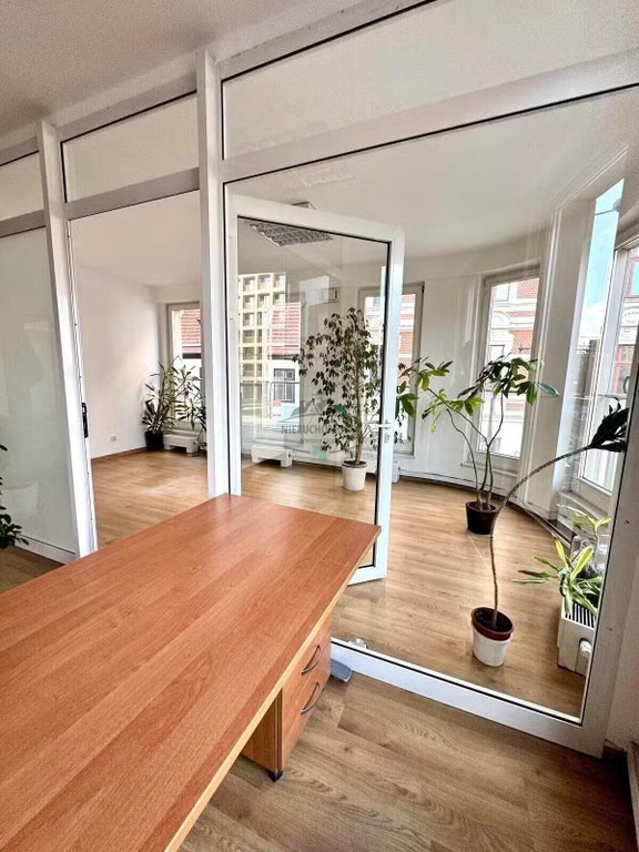 Wynajmę lokal usługowo- biurowy w Centrum Wrocławia, 79 m² - Widok 3