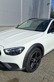 Mercedes-Benz-2