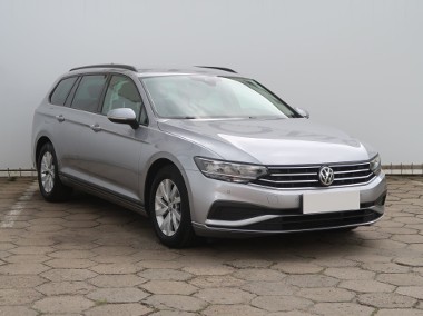 Volkswagen Passat B8 , Salon Polska, 1. Właściciel, Serwis ASO, Automat, VAT 23%,-1