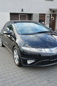 Honda Civic VIII 1.8i alufelgi klimatronik czujniki alkantara 6 biegów stanBDB-2