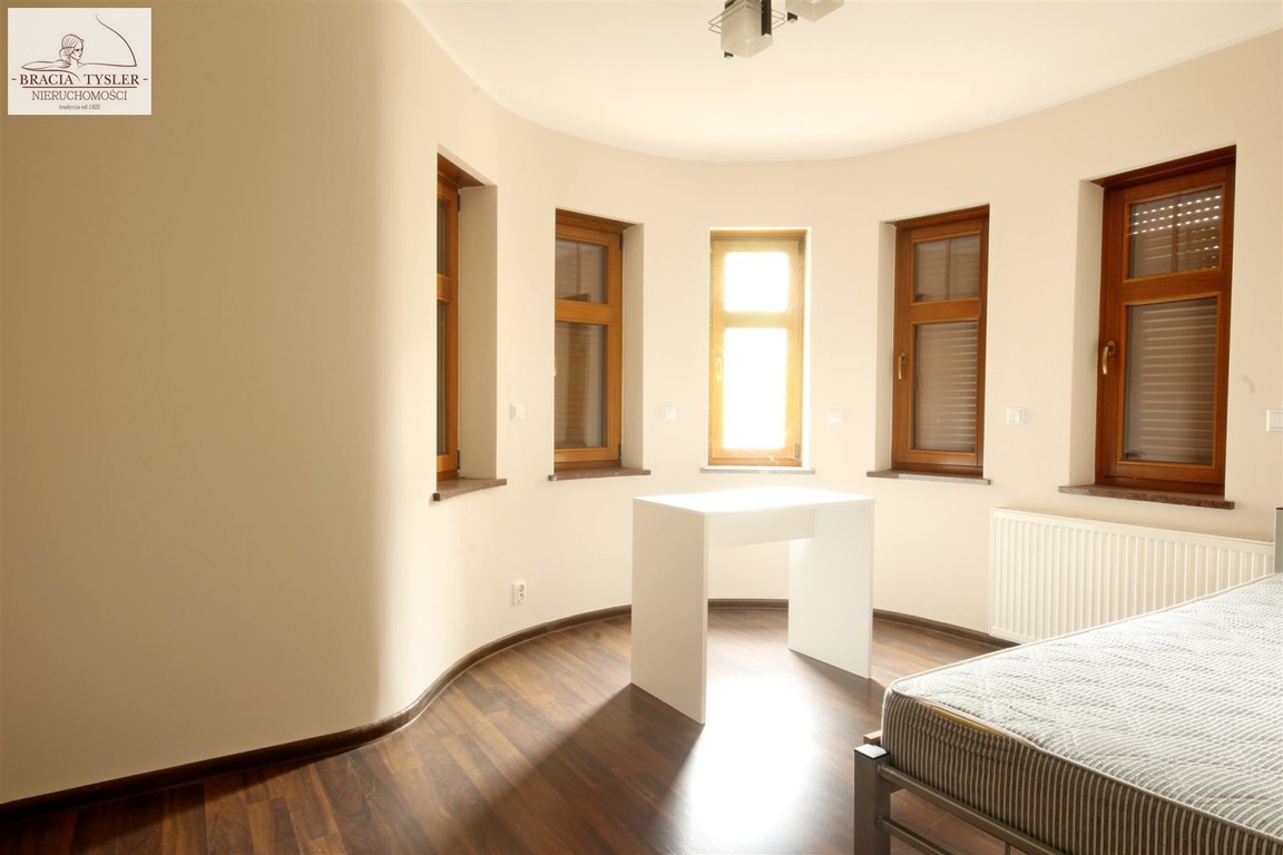Komfortowe bezczynszowe apartamenty w Centrum - Widok 4