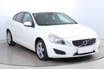 Volvo S60 II , Klimatronic, Tempomat, Parktronic