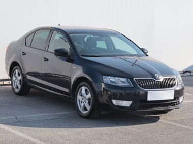 Skoda Octavia III , Klimatronic, Tempomat, Parktronic, Podgrzewane siedzienia-1