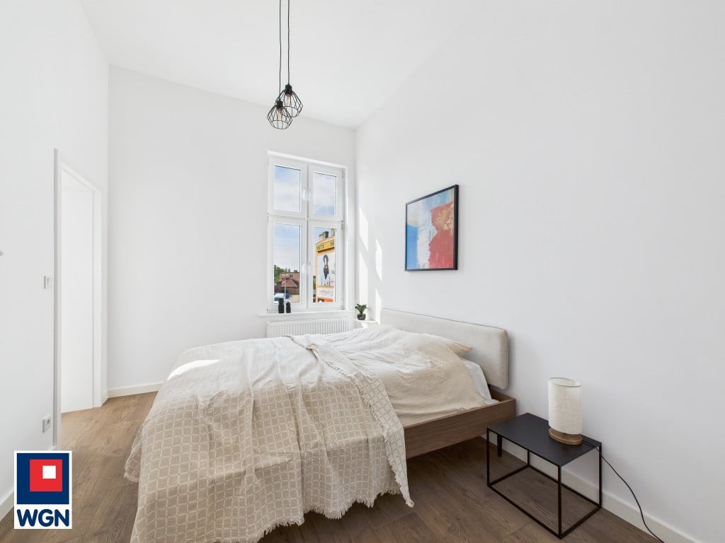Na sprzedażmieszkanie 60 m² - 2 pokoje /1 piętro / kamienica - Widok 2