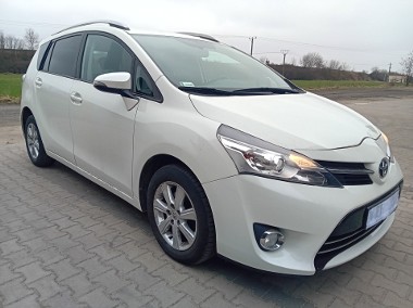 Salonowy ,7-osobowy, kamera , nawigacja, biała perła-1