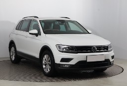 Volkswagen Tiguan , Salon Polska, 1. Właściciel, Serwis ASO, DSG, Navi,