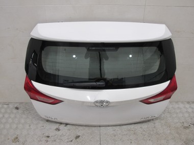 TOYOTA AURIS II KLAPA TYLNA KOMPLETNA SZYBA LAMPY HATCHBACK LAKIER 040 12--1