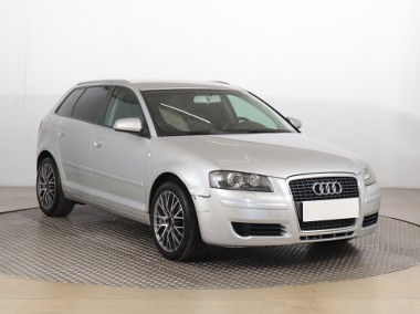 Audi A3 II (8P) , Salon Polska, Xenon, Klimatronic, Tempomat,-1