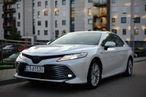 Toyota Camry VIII 2.5 Hybryda e-CVT 218KM 2019r