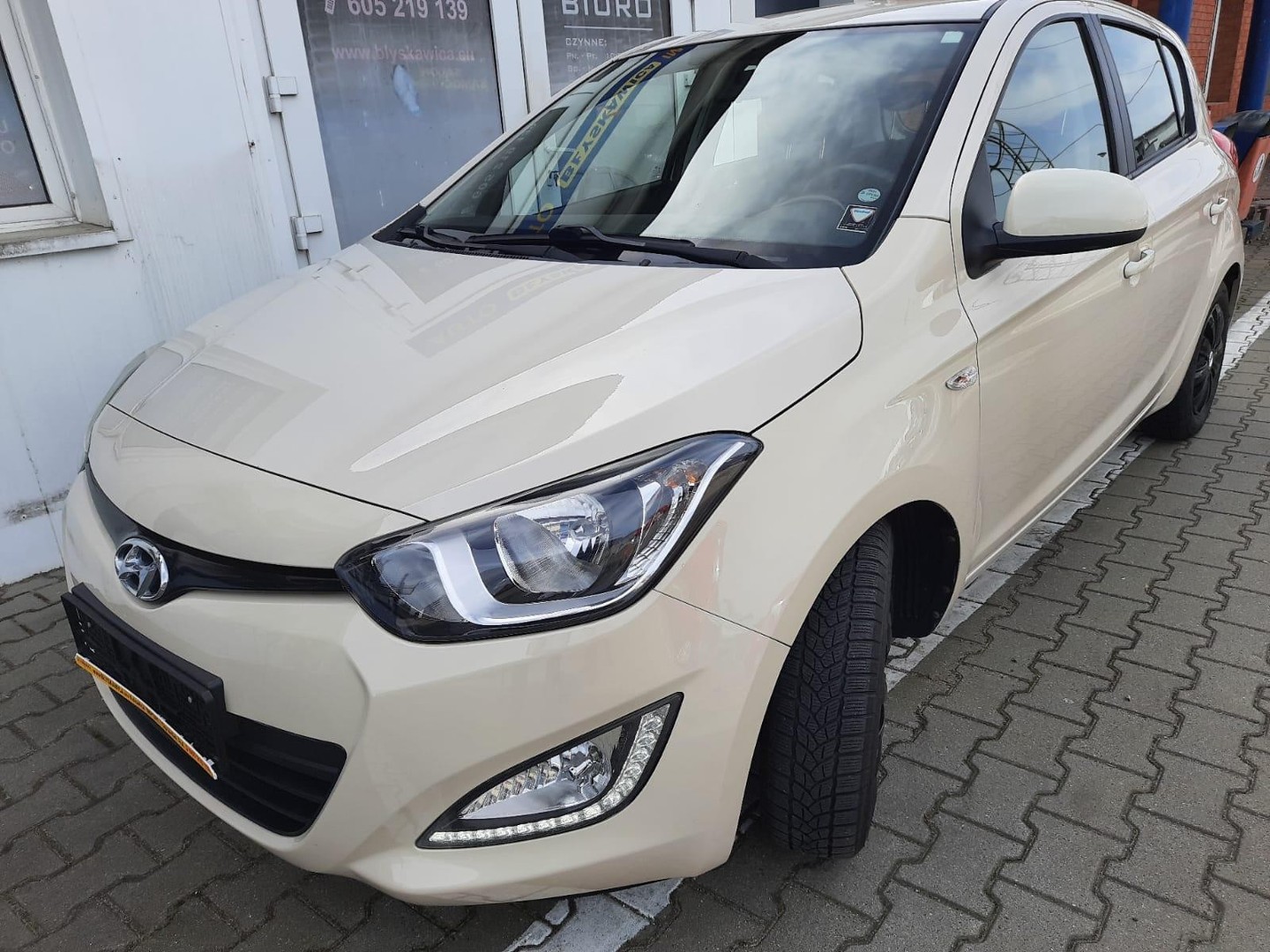 Hyundai i20 II Benzyna,rok 2014, udokumentowany przebieg, bogate wyposażenie!