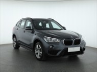 BMW X1 F48 , Salon Polska, Serwis ASO, Automat, Navi, Klimatronic,