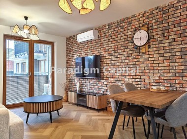 Stylowy Apartament z Tarasem i Garażem!-1