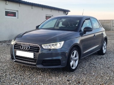 Audi A1 I (8X)-1