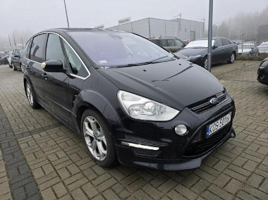 Ford S-MAX-1