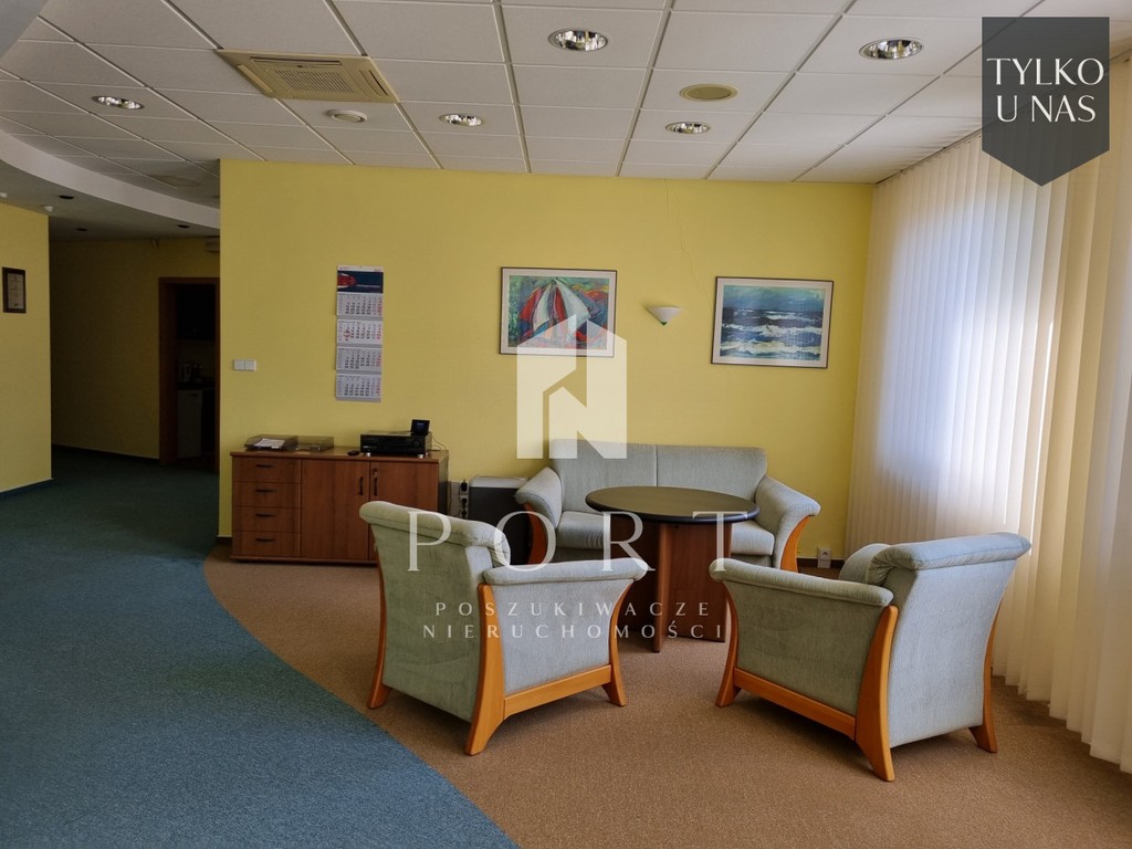 Biuro 130 m² na sprzedaż - 5 minut od centrum! – pohled 3