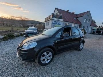 Suzuki SX4 I 4X4 1.6 benzyna HAK