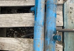 Ford New Holland 8730 - Siłowniki Podnośnika