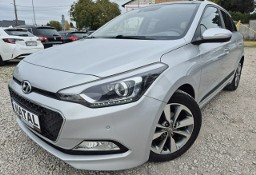 Hyundai i20 II 1,4Benz*Klimatronik* Panorama* Ksenon