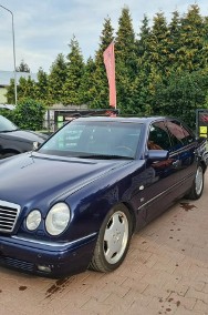 Mercedes-Benz Klasa E W210 / 4.2 benzyna/ V8 / Skóry / Sedan / Ksenon / Zadbany / Zarejestrowa-2