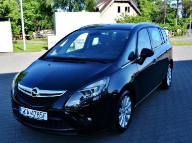 Opel Zafira C-1