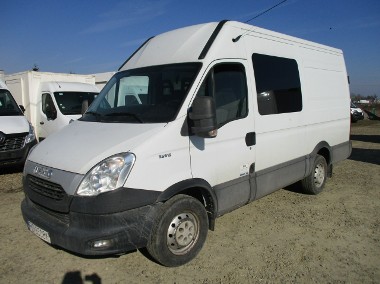 Iveco Daily 2.3 HPI 150KM \ brygadówka 7 osób \ FV23%-1