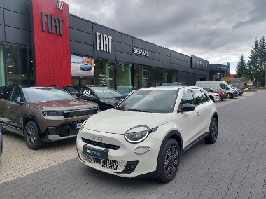 Fiat 600 Fiat 600 Hybrid 1.2 eDCT Icon | Biały Gelato | Kamera 180°-1