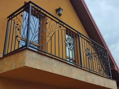 Nowoczesne balustrady, bramy, ogrodzenia ze stali czarnej z kwasówki i aluminium-1