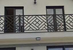 Nowoczesne balustrady, bramy, ogrodzenia ze stali czarnej z kwasówki i aluminium