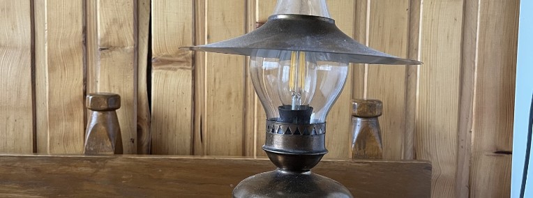Lampa elektryczna na wzór naftowej Vintage-1