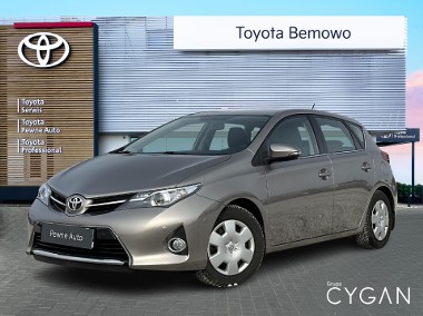 Toyota Auris II 1.6 Premium Comfort + drugi komplet kół-1