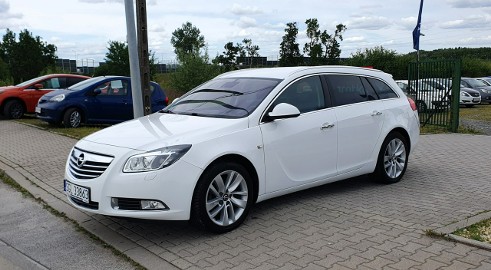 Opel Insignia I Country Tourer Nowy rozrząd/Grzane fotele+kierownica/Nawigacja/Bixenony/Klapa elekt