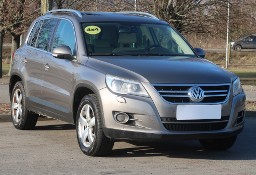 Volkswagen Tiguan , Serwis ASO, DSG, Skóra, Navi, Xenon, Bi-Xenon, Klimatronic,