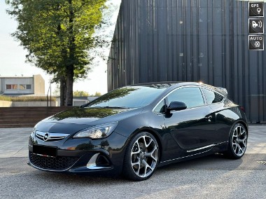 Opel Astra J 2.0 Turbo OPC-1