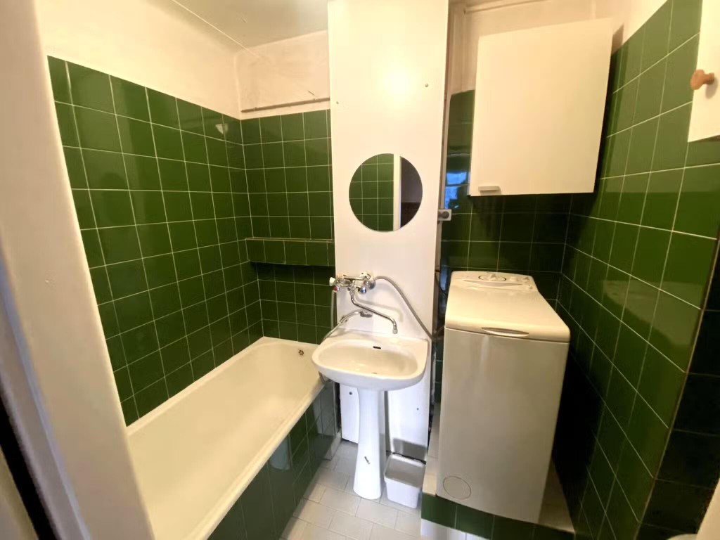 Śródmieście, ul. Grzybowska️38,8 m², 2 pok+ piwnica️centrum️Metro - Więcej